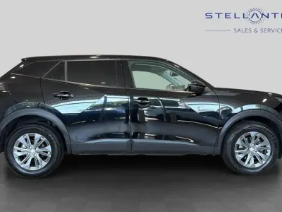 Used Peugeot 2008 Active Premium 100 HP (73 kW) 2022 Black SUV