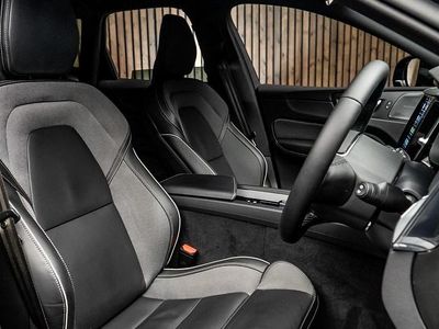 Used Volvo XC60 Plus 2025 Black SUV