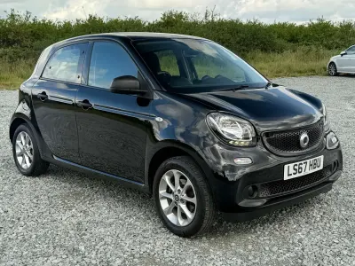 Used Smart ForFour Passion 71 HP (52 kW) 2017 Black Hatchback