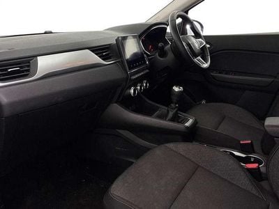 Second-hand Renault Captur Iconic 91 CP (66 kW) 2022 Gri SUV