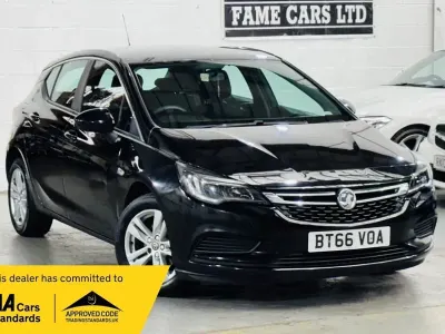 Used Vauxhall Astra Design Edition 150 HP (110 kW) 2016 Black Hatchback