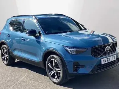 Usado Volvo XC40 Plus 161 HP (118 kW) 2023 Azul SUV