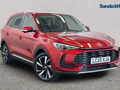 Used MG ZS Trophy 196 HP (144 kW) 2024 Tri coat  dynamic red SUV