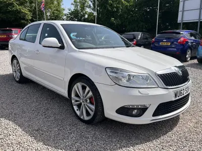Used Skoda Octavia vRS 200 HP (147 kW) 2012 White Hatchback