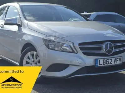 Used Mercedes A180 SE 122 HP (89 kW) 2013 Silver Hatchback