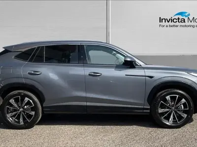 New MG HS SE 224 HP (164 kW) 2026 Black SUV