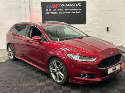 Begagnad Ford Mondeo Titanium 180 HK (132 kW) 2015 Röd Kombi