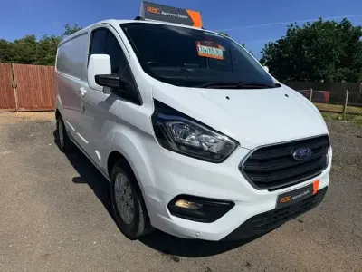 Used Ford Transit Custom 130 HP (95 kW) 2022 White Van