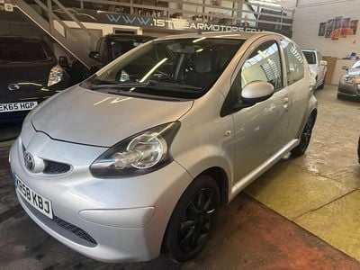 Used Toyota Aygo Platinum 67 HP (49 kW) 2008 Silver Hatchback