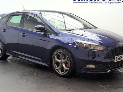 Used Ford Focus ST 185 HP (136 kW) 2016 Blue Hatchback