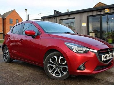Used Mazda 2 Inclusive 115 HP (84 kW) 2016 Red Hatchback