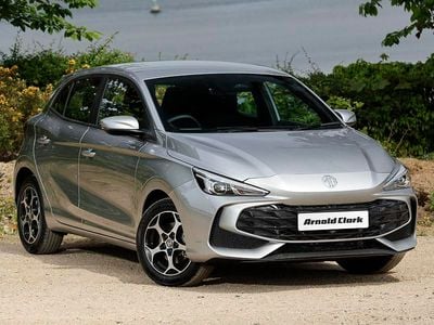 Novo MG MG3 SE 115 HP (84 kW) 2025 Prateado Citadino