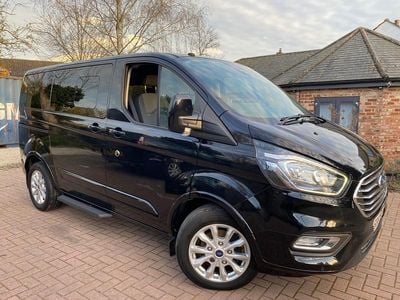 Used Ford Transit Custom Titanium 130 HP (95 kW) 2019 Black MPV