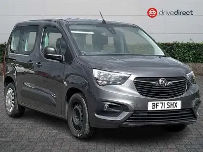 Second-hand Vauxhall Combo Edition 110 CP (80 kW) 2021 Gri Monovolum