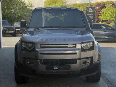 Used Land Rover Defender HSE Dynamic 300 HP (220 kW) 2023 Grey SUV