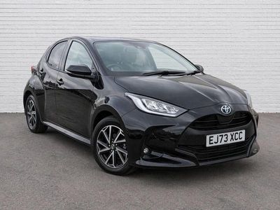 Second-hand Toyota Yaris Hybrid Design 116 CP (85 kW) 2023 Negru Hatchback