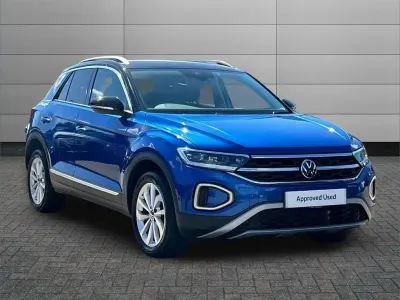 Used VW T-Roc Style 110 HP (80 kW) 2023 Blue SUV