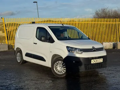 Used Citroën Berlingo Start 75 HP (55 kW) 2020 White MPV