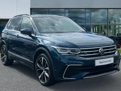 Used VW Tiguan R-line 245 HP (180 kW) 2023 Nightshade blue metallic SUV