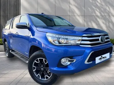 Used Toyota HiLux 150 HP (110 kW) 2018 Blue Pickup
