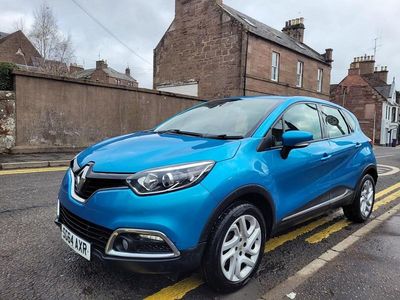 Used Renault Captur Dynamique 90 HP (66 kW) 2014 Blue SUV