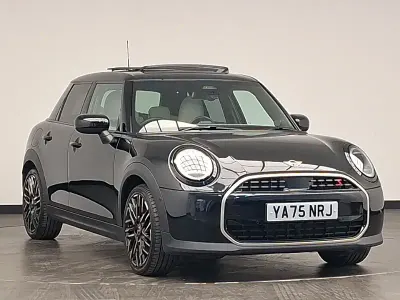 Used Mini Cooper Exclusive 150 kW (204 HP) 2025 Black Hatchback