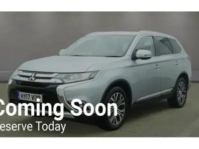 Usado Mitsubishi Outlander 147 HP (108 kW) 2017 Prateado SUV