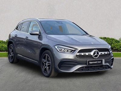 Mercedes GLA220