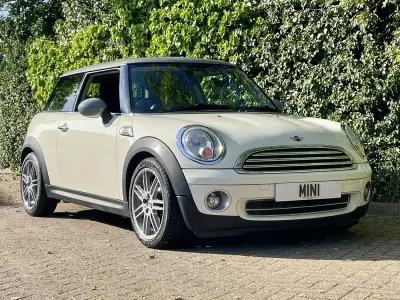 Used Mini ONE Hatch 95 HP (69 kW) 2008 Pepperwhite Hatchback