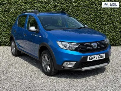 Used Dacia Sandero Lauréate 90 HP (66 kW) 2017 Blue Hatchback