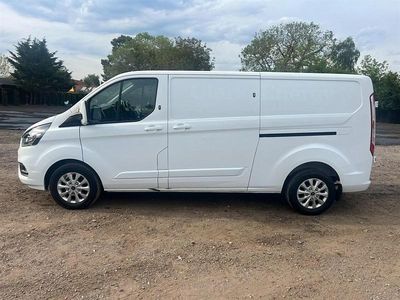 Used Ford Transit Custom Limited 130 HP (95 kW) 2022 White Van