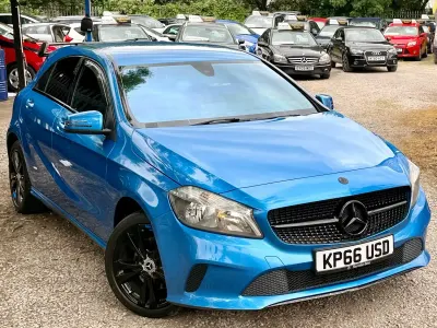Used Mercedes A180 2016 Blue Hatchback
