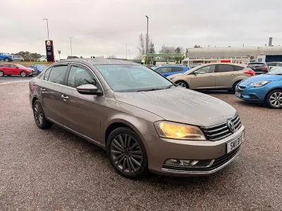 Begagnad VW Passat Sportline 2011 Brun Sedan
