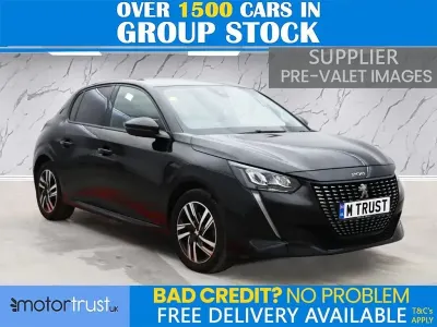 Second-hand Peugeot 208 Allure Premium 75 CP (55 kW) 2022 Negru Hatchback