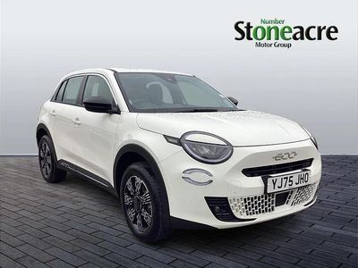 White New 2025 Fiat 600 La Prima SUV | £19,495