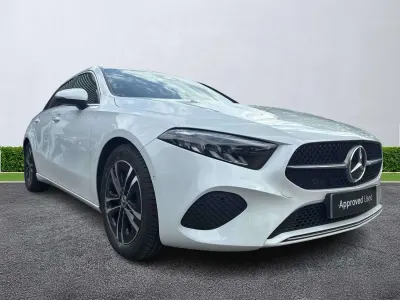 Begagnad Mercedes A200 Executive 163 HK (119 kW) 2024 Vit Halvkombi