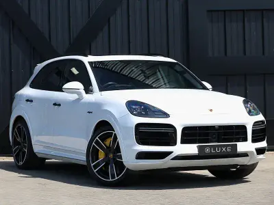 Used Porsche Cayenne 680 HP (500 kW) 2020 White SUV