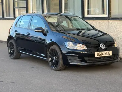 Używany VW Golf VII SE 110 KM (80 kW) 2014 Czarny Hatchback