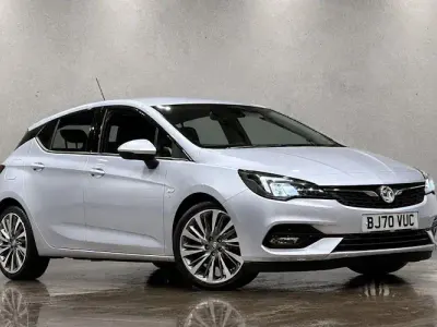 Used Vauxhall Astra SRi 145 HP (106 kW) 2020 Silver Hatchback