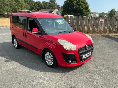 Used Fiat Doblò 90 HP (66 kW) 2013 Red MPV