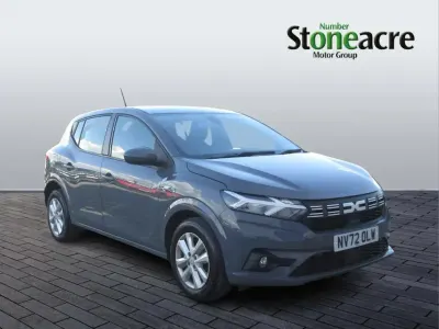Begagnad Dacia Sandero Expression 90 HK (66 kW) 2023 Grå Halvkombi