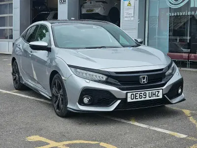Używany Honda Civic Sport Plus 182 KM (133 kW) 2019 Srebrny Hatchback