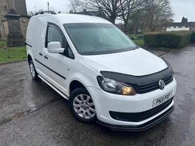Used VW Caddy 102 HP (75 kW) 2011 White MPV