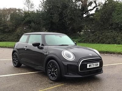 Black Used 2021 Mini Cooper Classic Hatchback | £13,950 (Good price)
