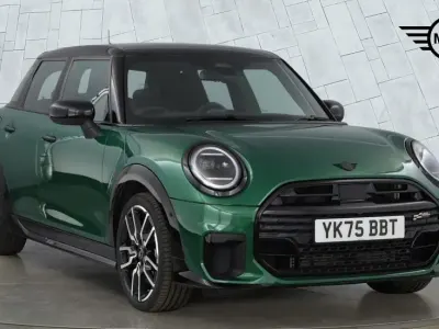 Used Mini Cooper Hatch 113 kW (154 HP) 2026 Green Hatchback