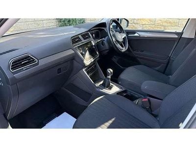 Begagnad VW Tiguan Life 150 HK (110 kW) 2023 Vit SUV