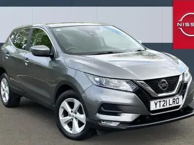 Usado Nissan Qashqai Acenta Premium 160 CV (117 kW) 2021 Gris SUV