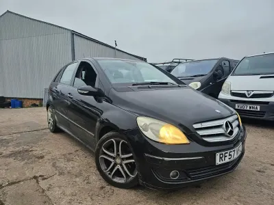 Begagnad Mercedes B180 SE 109 HK (80 kW) 2007 Svart Minibuss