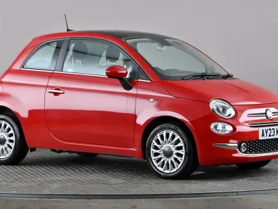 Käytetty Fiat 500 70 HP (51 kW) 2023 Punainen Viistoperä