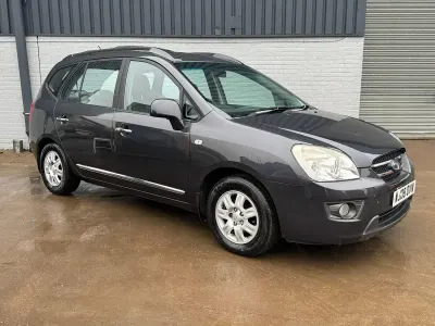 Used Kia Carens 140 HP (102 kW) 2008 Grey MPV